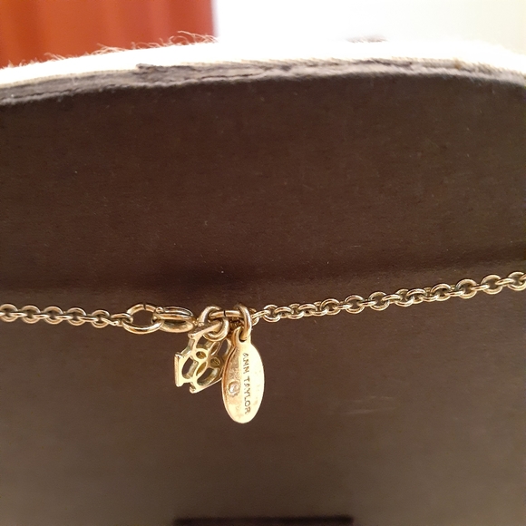 Ann Taylor Tortoise Shell Crystal gold necklace - Picture 5 of 5